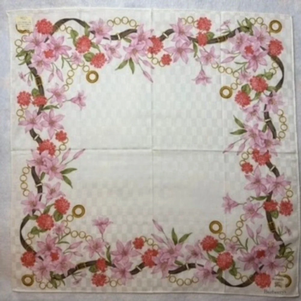 Vtg BURBERRYS Scarf Handkerchief Floral Lily Chain 100% Cotton White Pink 19.5